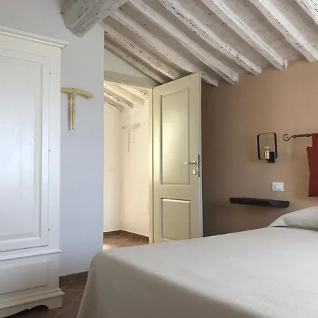 Le Dame Del Borgo Apartment Sassetta